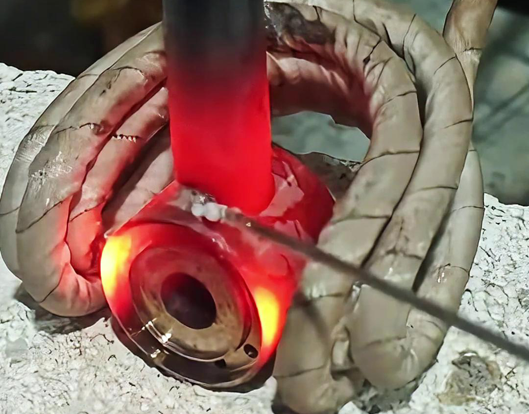 高頻焊機在不銹鋼管和鐵管焊接中的應(yīng)用，你了解多少？