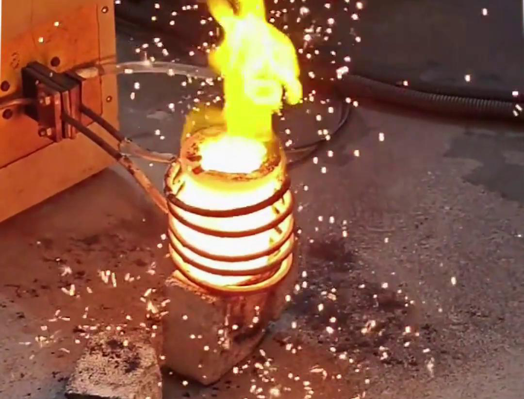 海拓 220V 小型高頻熔煉爐，開(kāi)啟1斤鋼份金屬熔煉新體驗(yàn)