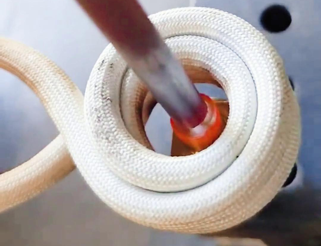 海拓高頻焊接機(jī):制冷配件銅管焊接生產(chǎn)的高效方案