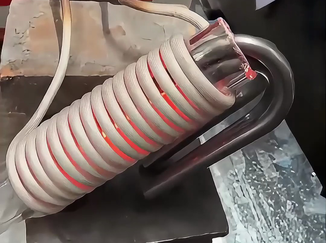 高頻加熱設(shè)備在 U 型不銹鋼局部加熱鍛造中的應(yīng)用