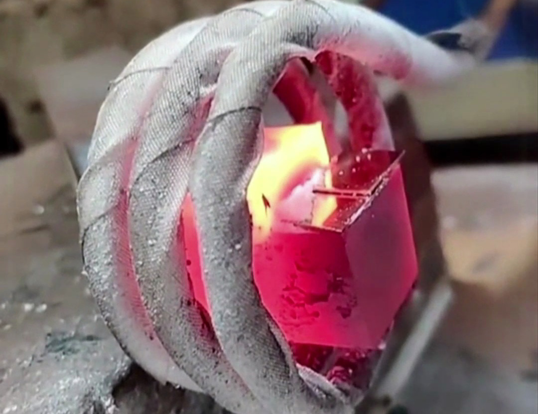 車刀高頻焊接：硬質(zhì)合金與刀體的高效精準(zhǔn)結(jié)合工藝