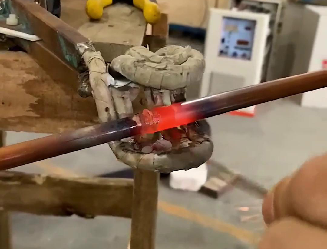 手持式高頻焊機(jī)，橫豎焊接銅管，方便操作