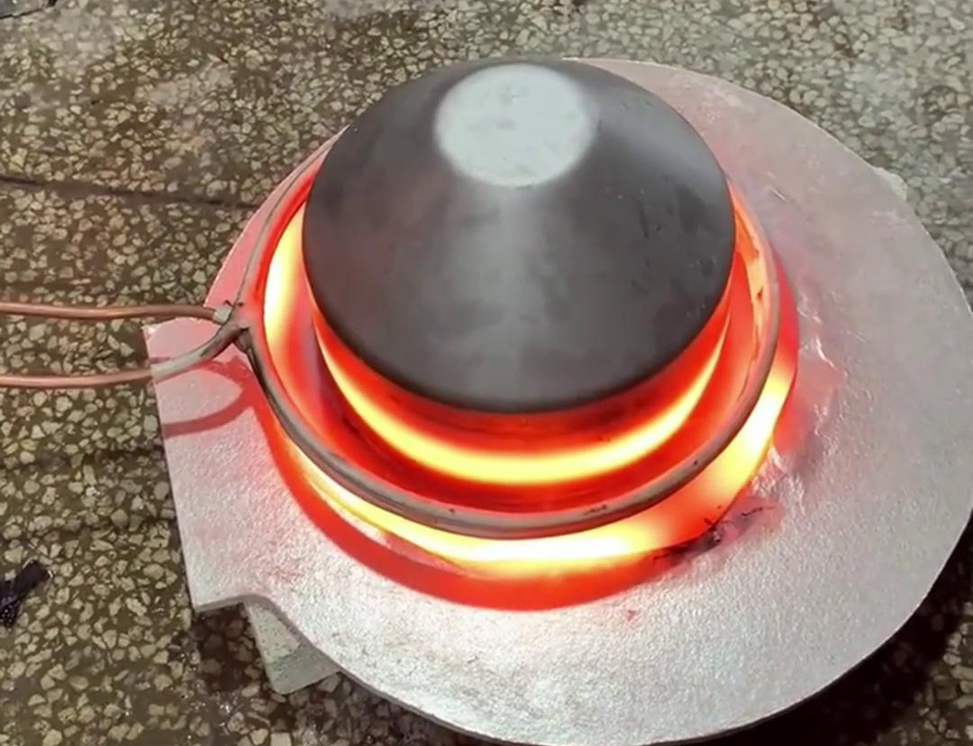 高頻退火機(jī)廣泛應(yīng)用于不銹鋼、鋁合金、銅等金屬材料的退火處理