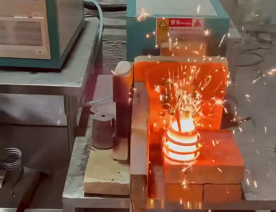 小型高頻熔煉爐可以熔煉什么金屬？