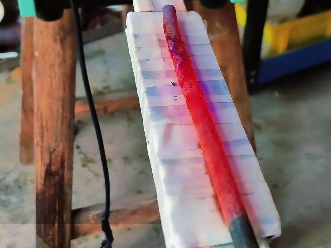 高頻加熱機(jī)可以用于工件平面的焊接、淬火、退火、回火等工藝