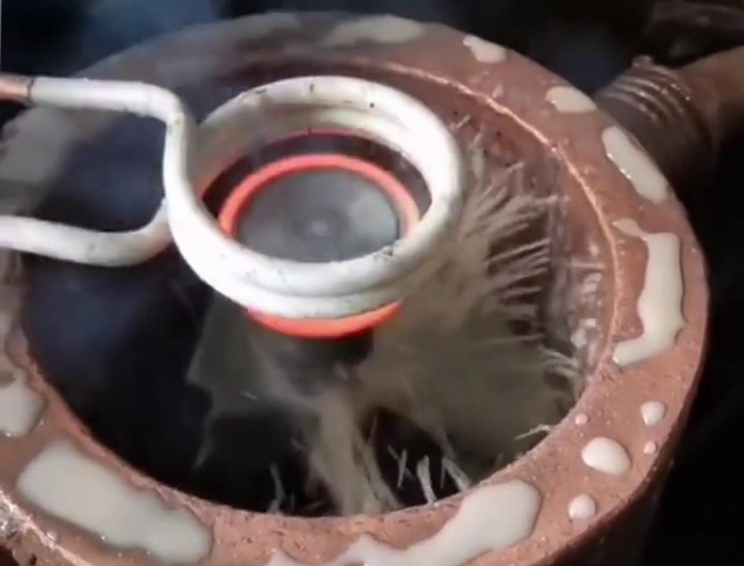 齒輪采用高頻淬火工藝具有硬度高、變形量小等顯著優(yōu)勢