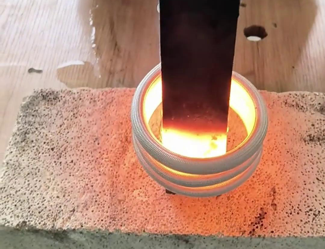 高頻加熱機(jī)安全性在于只對(duì)金屬加熱，非金屬不加熱