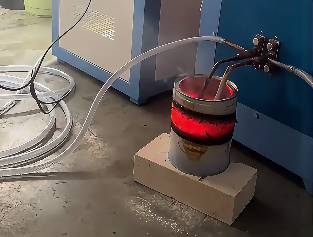 超音頻加熱設(shè)備實(shí)測(cè)，快速加熱效果驚人，感受一下感應(yīng)加熱速度