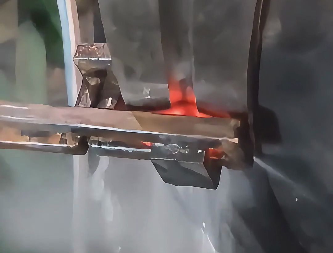 金屬加工中的高頻淬火：克服凹槽淬火難題的關鍵技巧